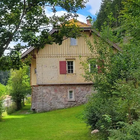 Historisches Bahnwaerterhaus Gremmelsbach